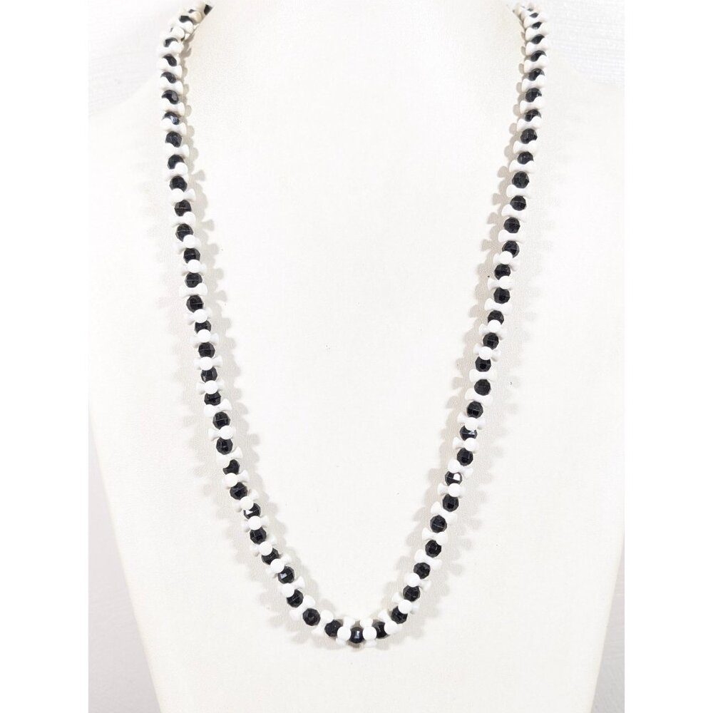 Vintage Black White Lucite Beaded‎ Necklace 28 in Strand Classic Mod
